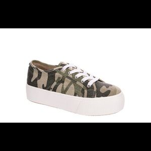 Steve Madden camouflage sneakers